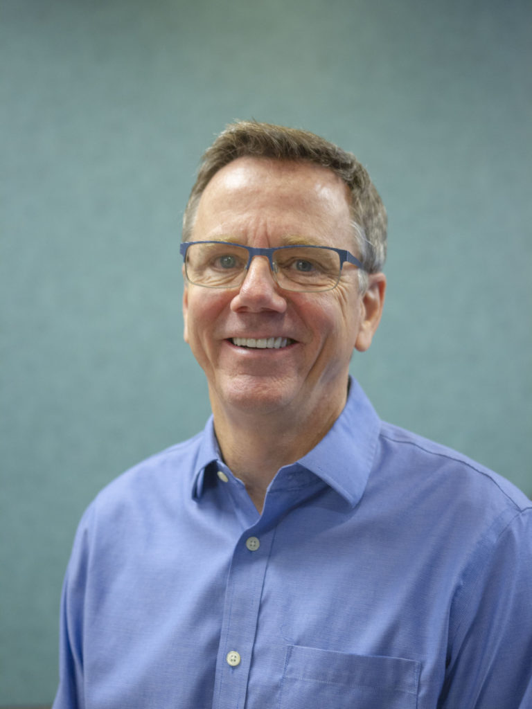 120818doctorrobinsonportrait Robinson + Ries Orthodontics